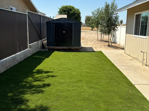 35384 John Albert Dr, Madera, CA 93636