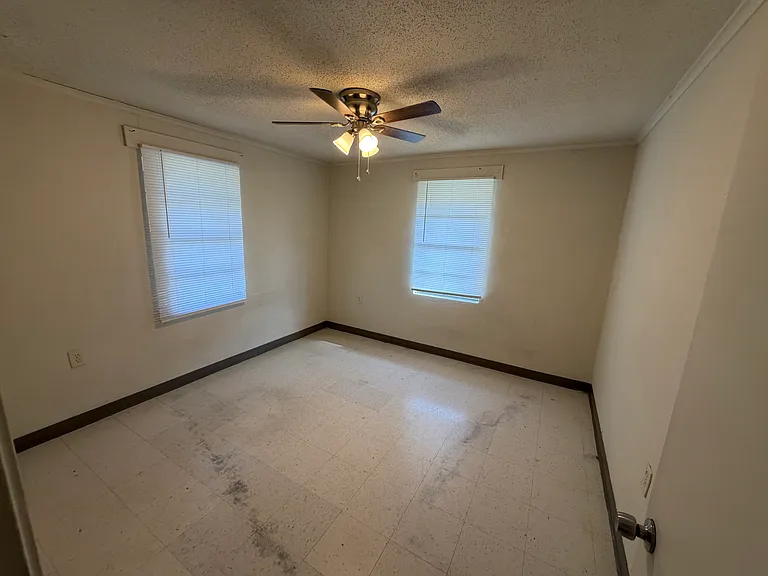 113 Kimble St #B — Photo 6