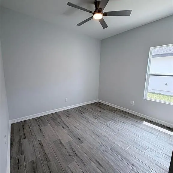 1704 Clinton St #1 — Photo 5