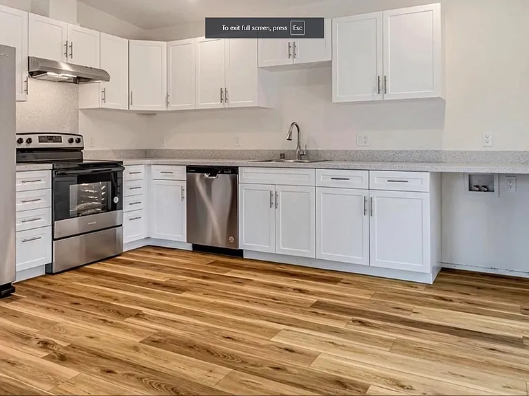 1208 Olive Ave — Photo 4