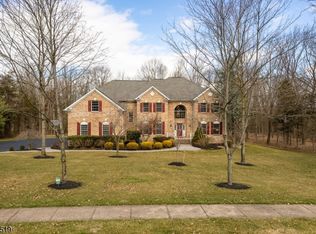 107 Wild Azalea Ln, Skillman, NJ 08558
