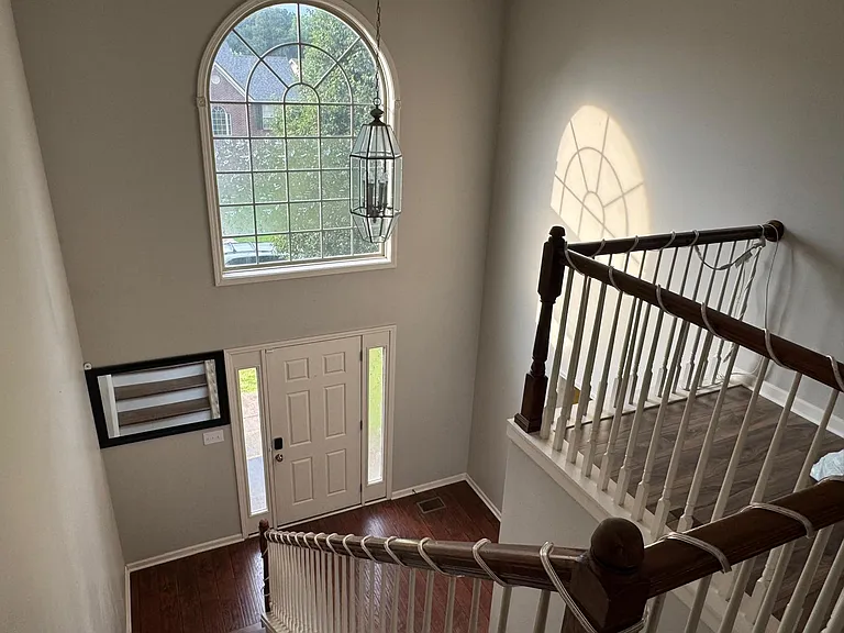 10916 Collington Dr — Photo 5