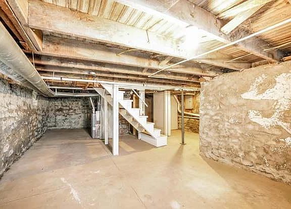 3rd image of 599 Seymour Ave