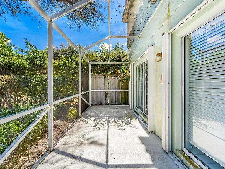2746 Linkside Dr — Photo 40