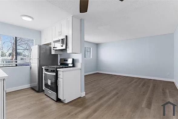 1804 W 78th St #2 — Photo 17