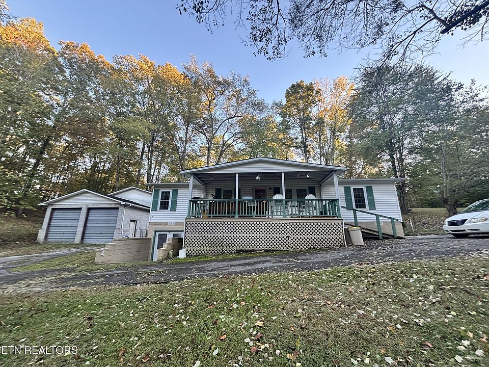 1st image of 804 Eagle Point Dr