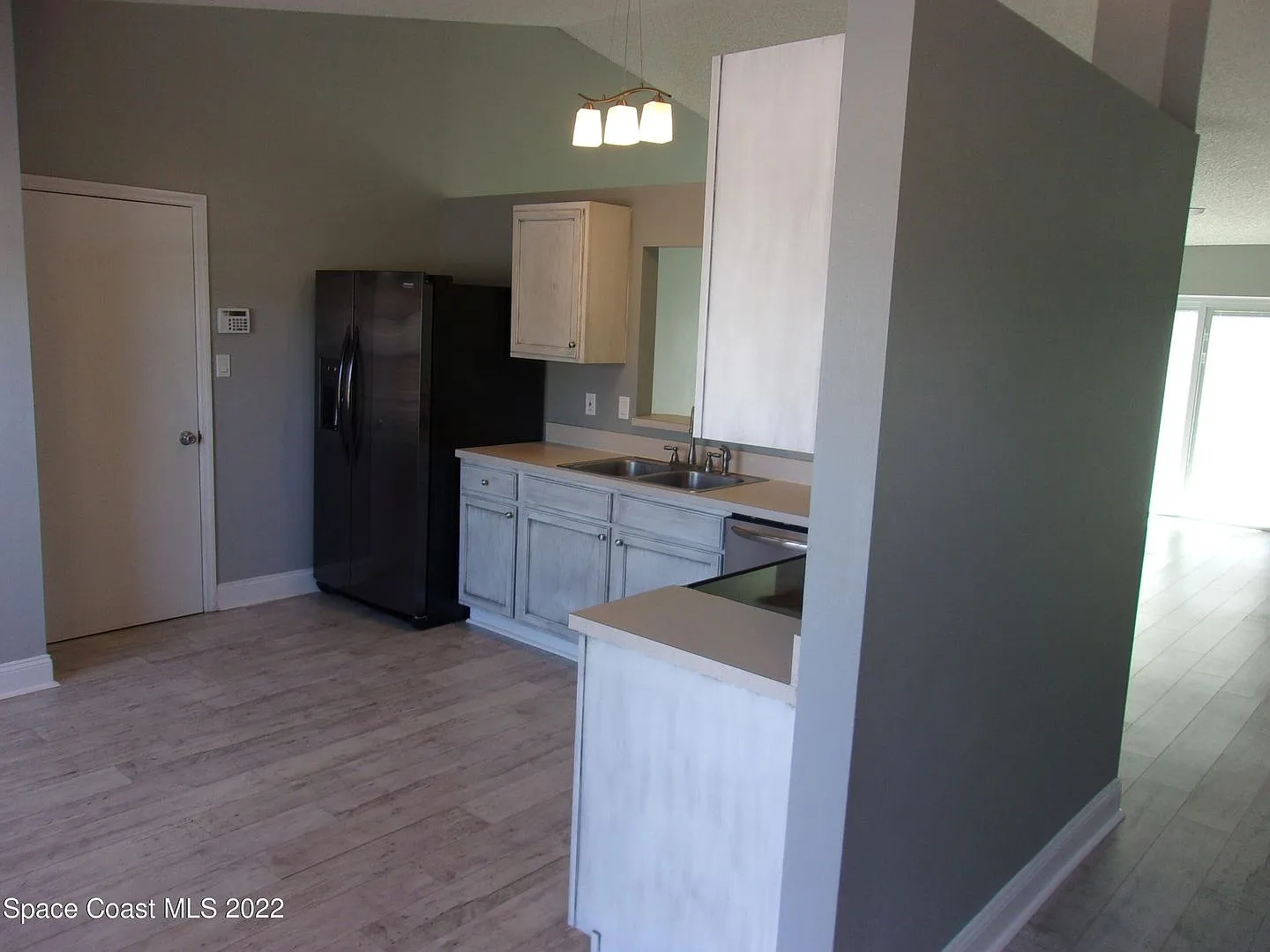 Single Family Home — Photo 4