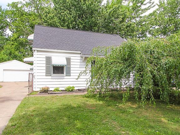 4th image of 14332 Elsetta Ave