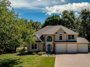 7853 Ashton Woods Dr, Portage, MI 49024