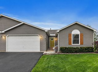 511 W Miller Ave, Hinckley, IL 60520