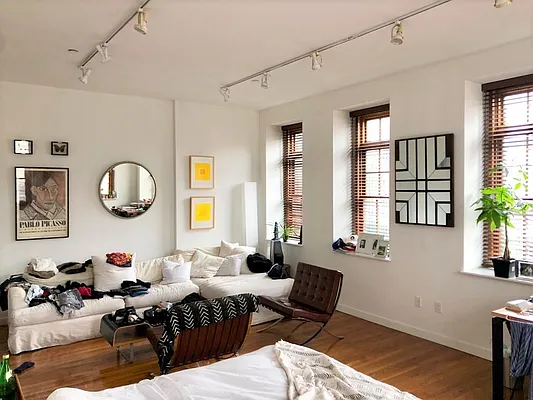 Rented by Big Apple NYC | media 38