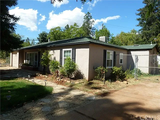 51 Roe Rd photo 1