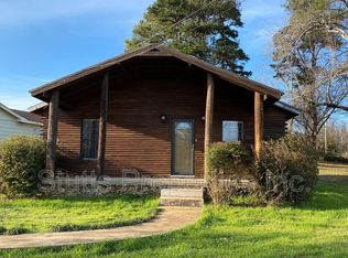 3705 Huntsville Rd, Florence, AL 35630