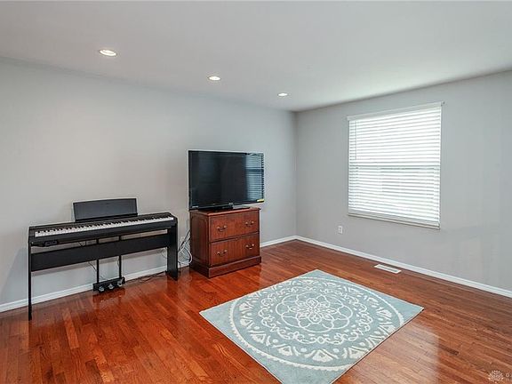 3rd image of 114 Westrock Farm Dr