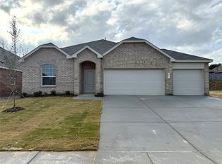 441 Ridge Dr, Justin, TX 76247