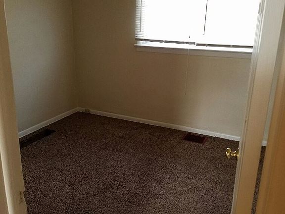 4th image of 1398 Washington Blvd