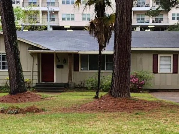 3949 Berkley Dr, Jackson, MS 39211