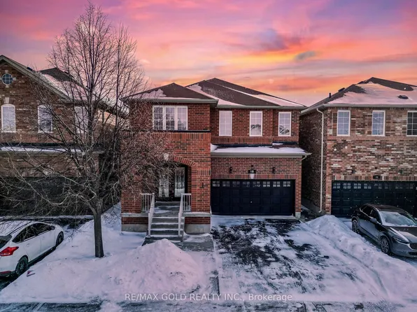 18 Travis Cres, Brampton, ON L7A 0P2