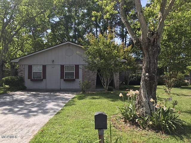 1st image of 342 Dianne Dr