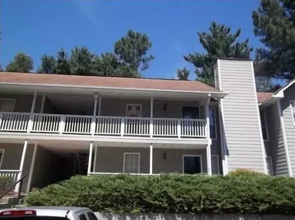102 Sterling Ct, Alpharetta, GA 30004