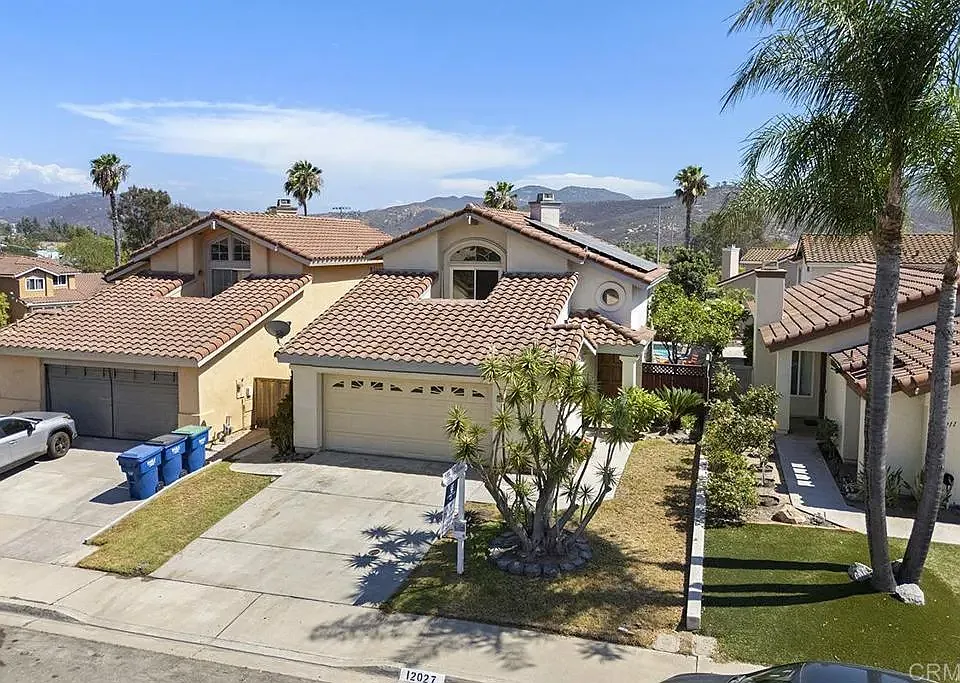 12027 Via Hacienda