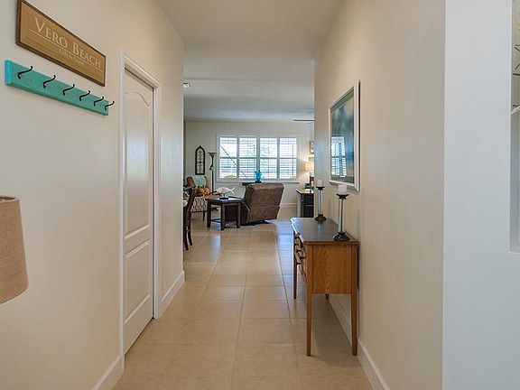 5th image of 715 Honeybell Ct SW