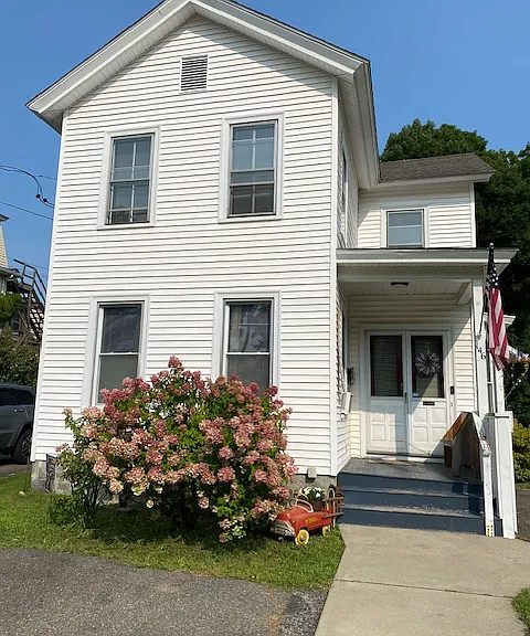 146 Elm St #2 — Photo 4