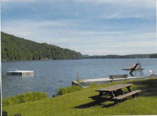 Vista Ave, Danbury, CT 06811