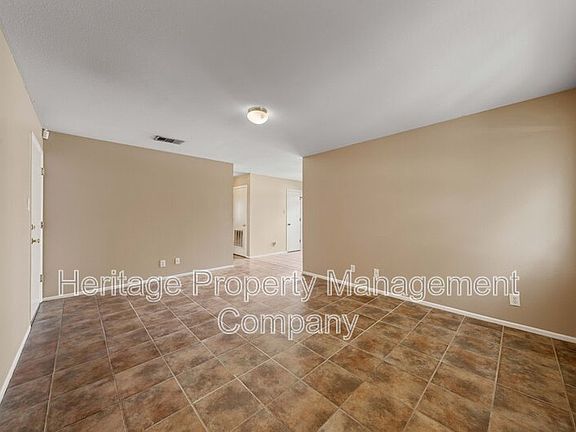 5th image of 7522 Yellow Sand Dr