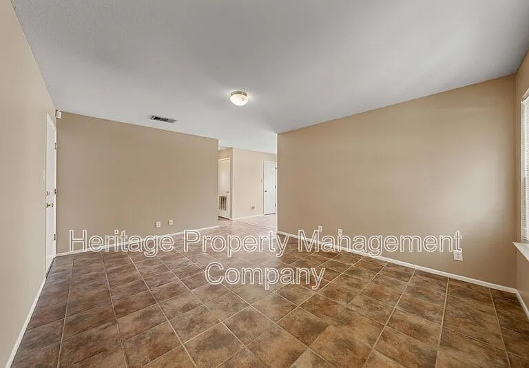 7522 Yellow Sand Dr — Photo 5