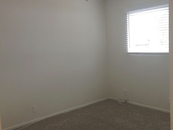 5th image of 393 Magnolia Ave #6
