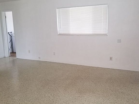 5th image of 5662 13th Ave N