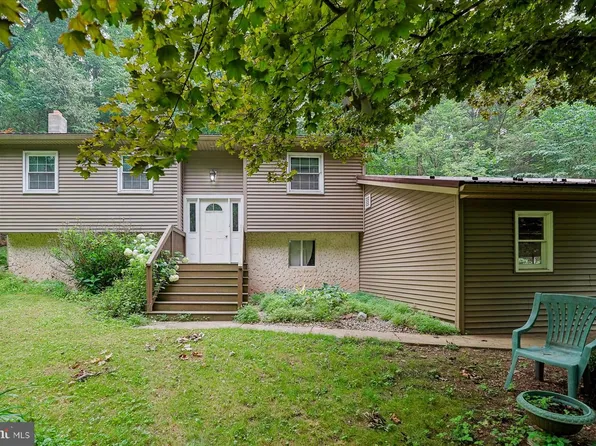 140 Spring Run Rd, Bellefonte, PA 16823