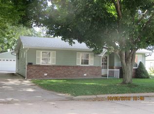 211 E 32nd St, Kearney, NE 68847