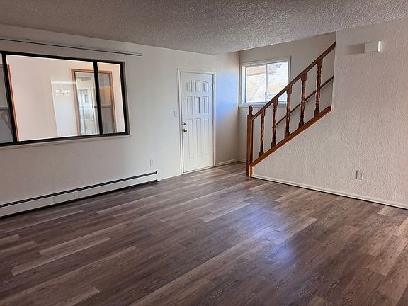 5th image of 551 Garfield Dr APT 1