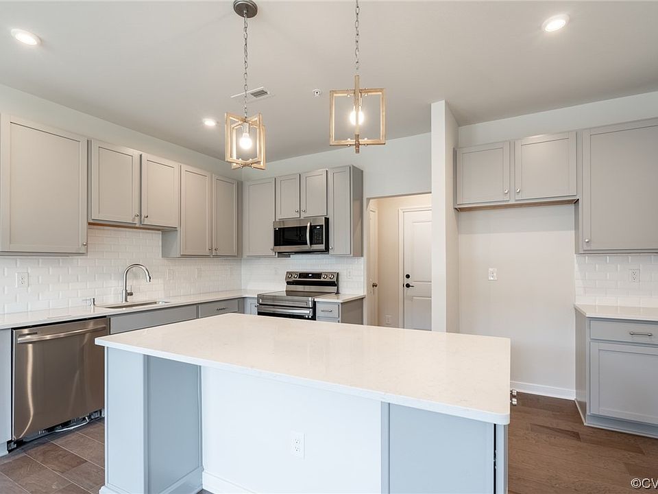 1st image of 3446 Carlton St #2B