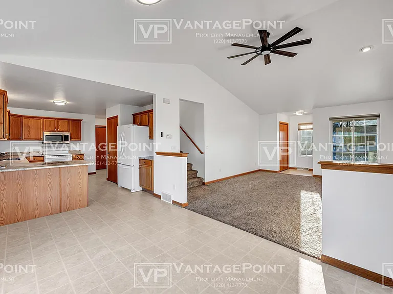 296 Tony Ln — Photo 4