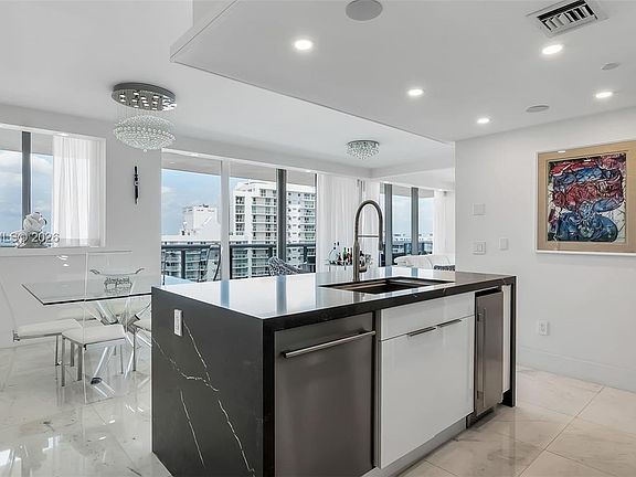 3rd image of 5875 Collins Ave APT 1707