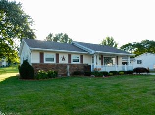 1520 Oakland St, Saint Clair, MI