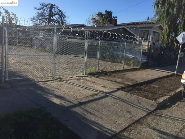 1316 83rd Ave, Oakland, CA 94621
