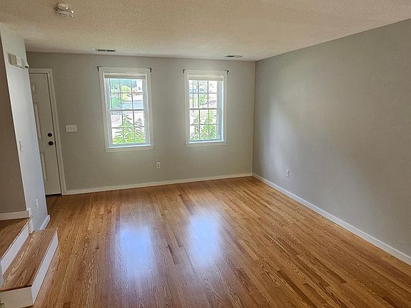 3rd image of 129 Lowell St APT 44