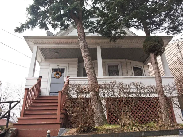 101 Cedar St, Garfield, NJ 07026