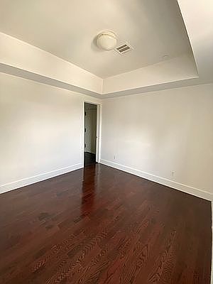 4th image of 44 Troutman St APT A10