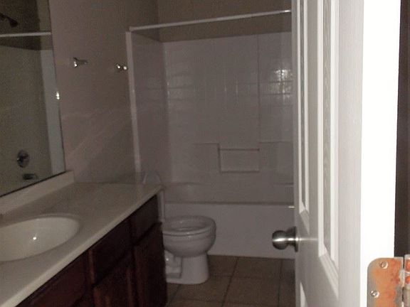 5th image of 11412 NW 9th Ter