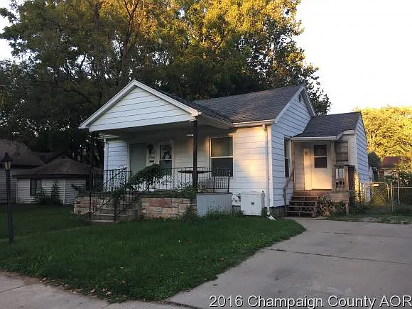 1004 N McKinley Ave photo 1