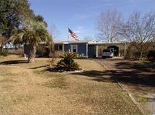 4955 SE 187th Ct, Ocklawaha, FL 32179