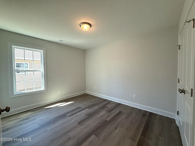 1019 Croaker Ct — Photo 18