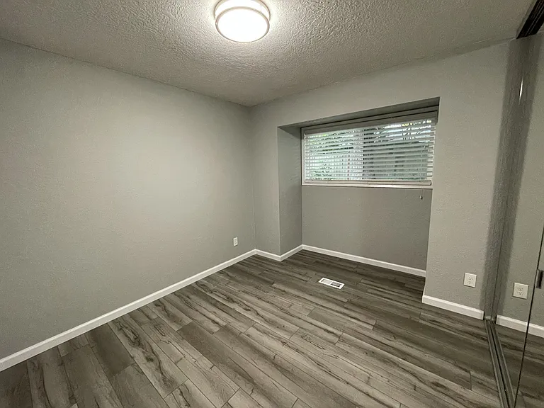 Bedroom 2 - Rear House