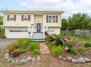 61 Price Hill Rd, Morgantown, WV 26501