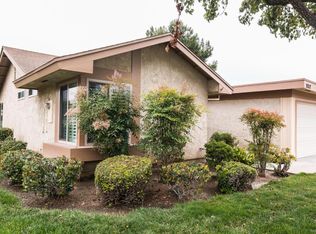 3212 Village 3, Camarillo, CA 93012